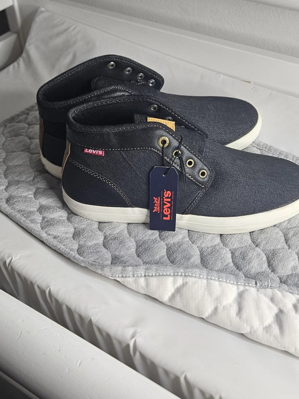 Levi's Men's Black Canvas Mid-Top Sneakers with White Sole